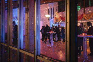 Neujahrsempfang 2026 - Blick durch Fenster